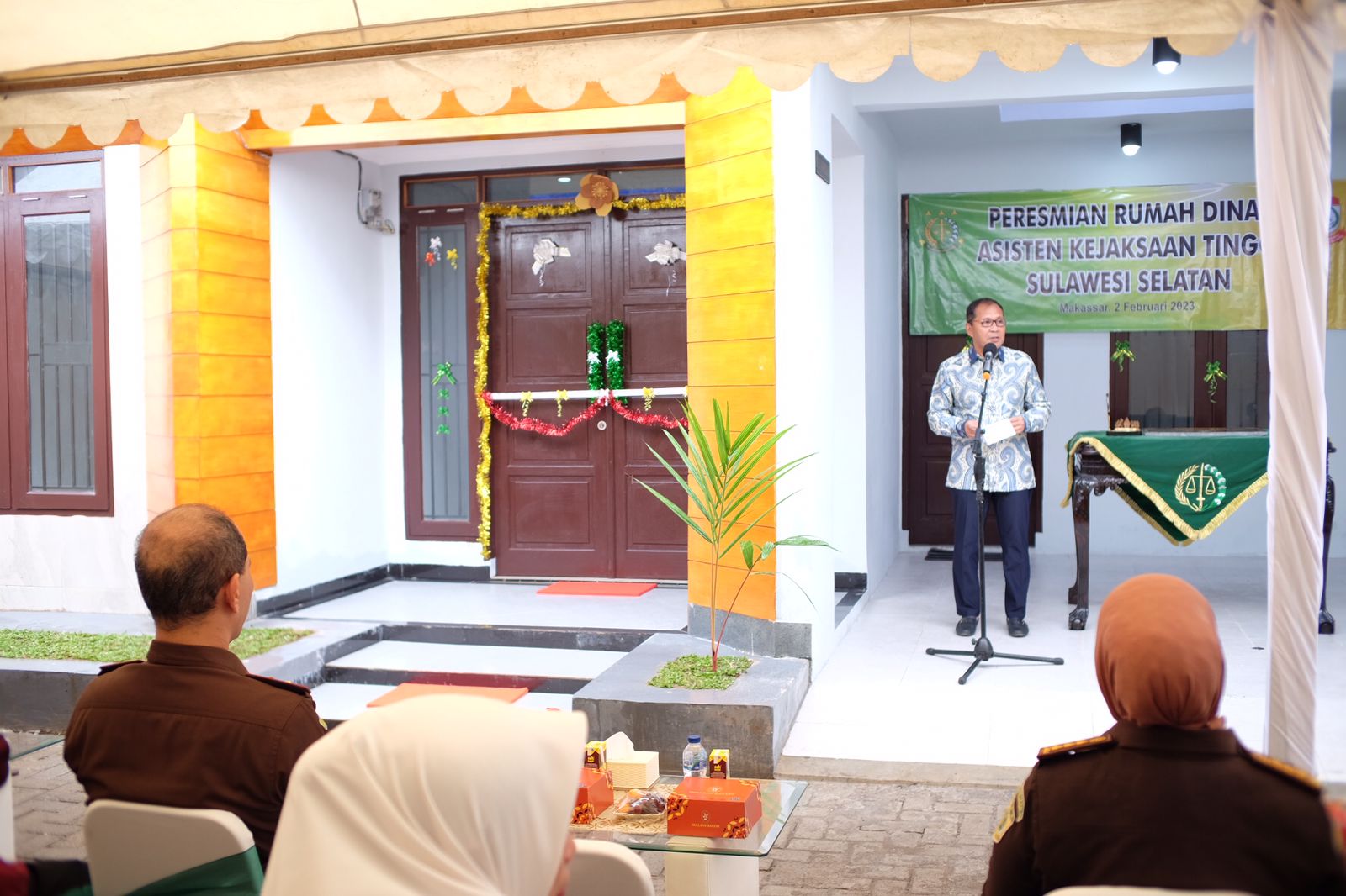 Tunjang Kinerja, Danny Bersama Kajati Sulsel Resmikan Rumdis Asisten Kejati Sulsel